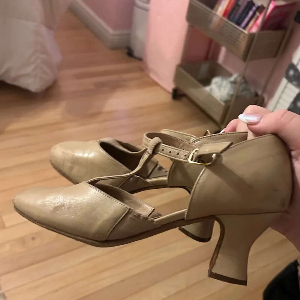 Laduca Teresa Soft Sole 2.5 Inch - Picture 4 of 4